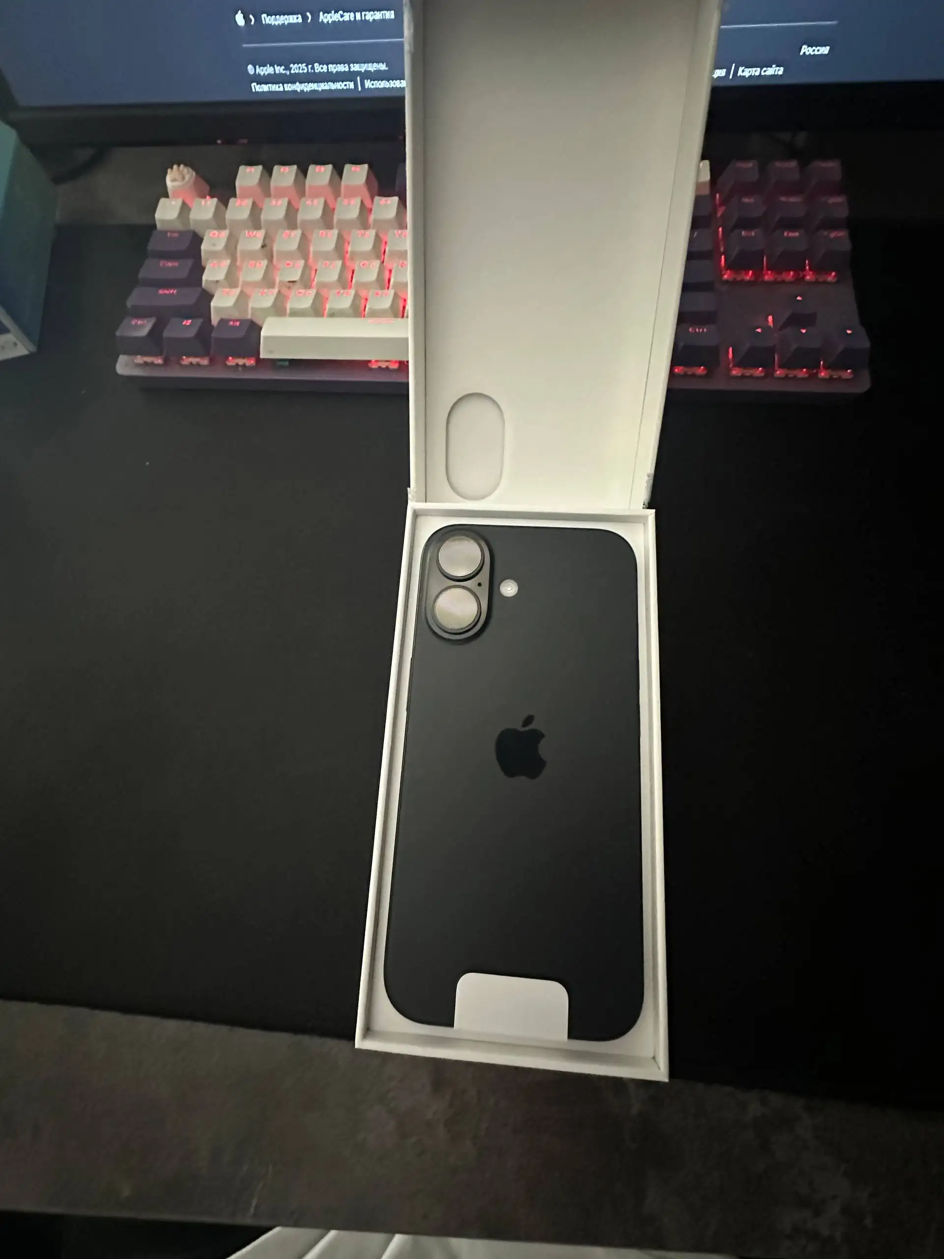 Айфон 16 в идеальном состоянии - Смартфоны (Электроника) в Пермь