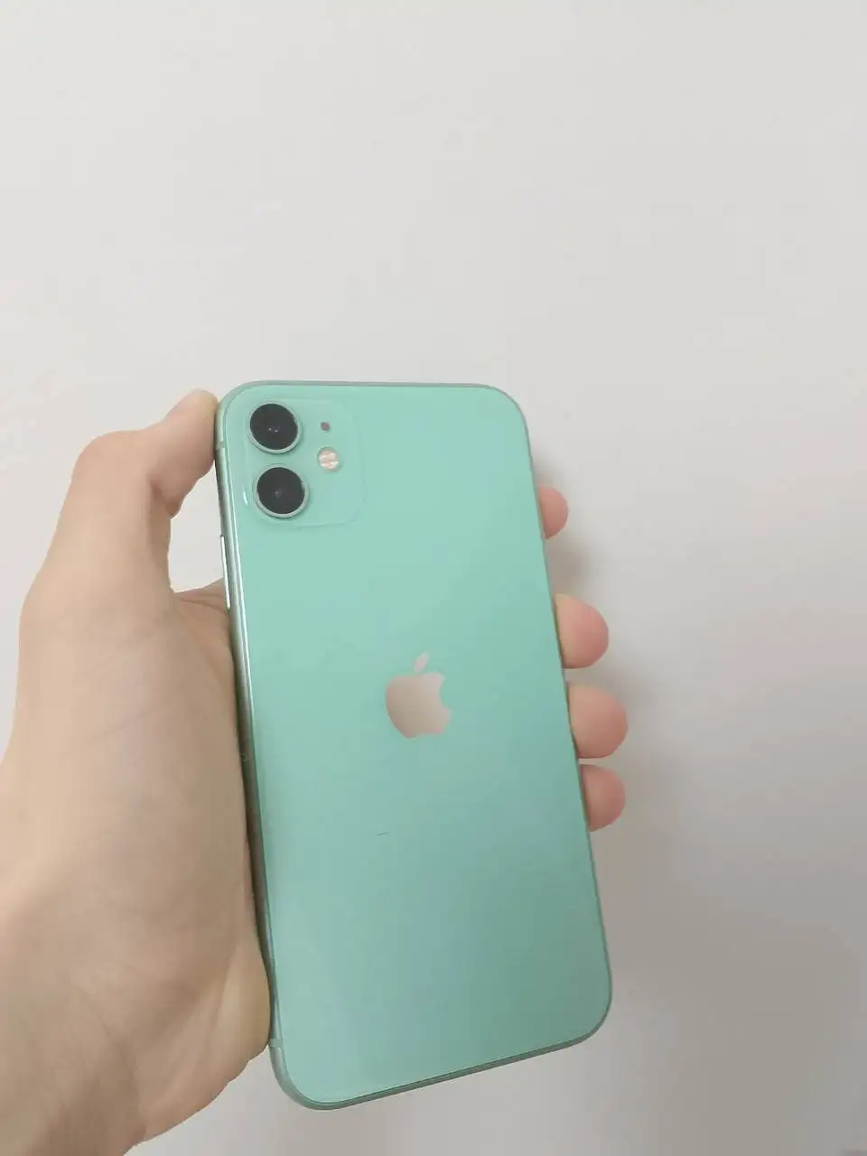 Продам Apple iPhone - Смартфоны (Электроника) в Пермь