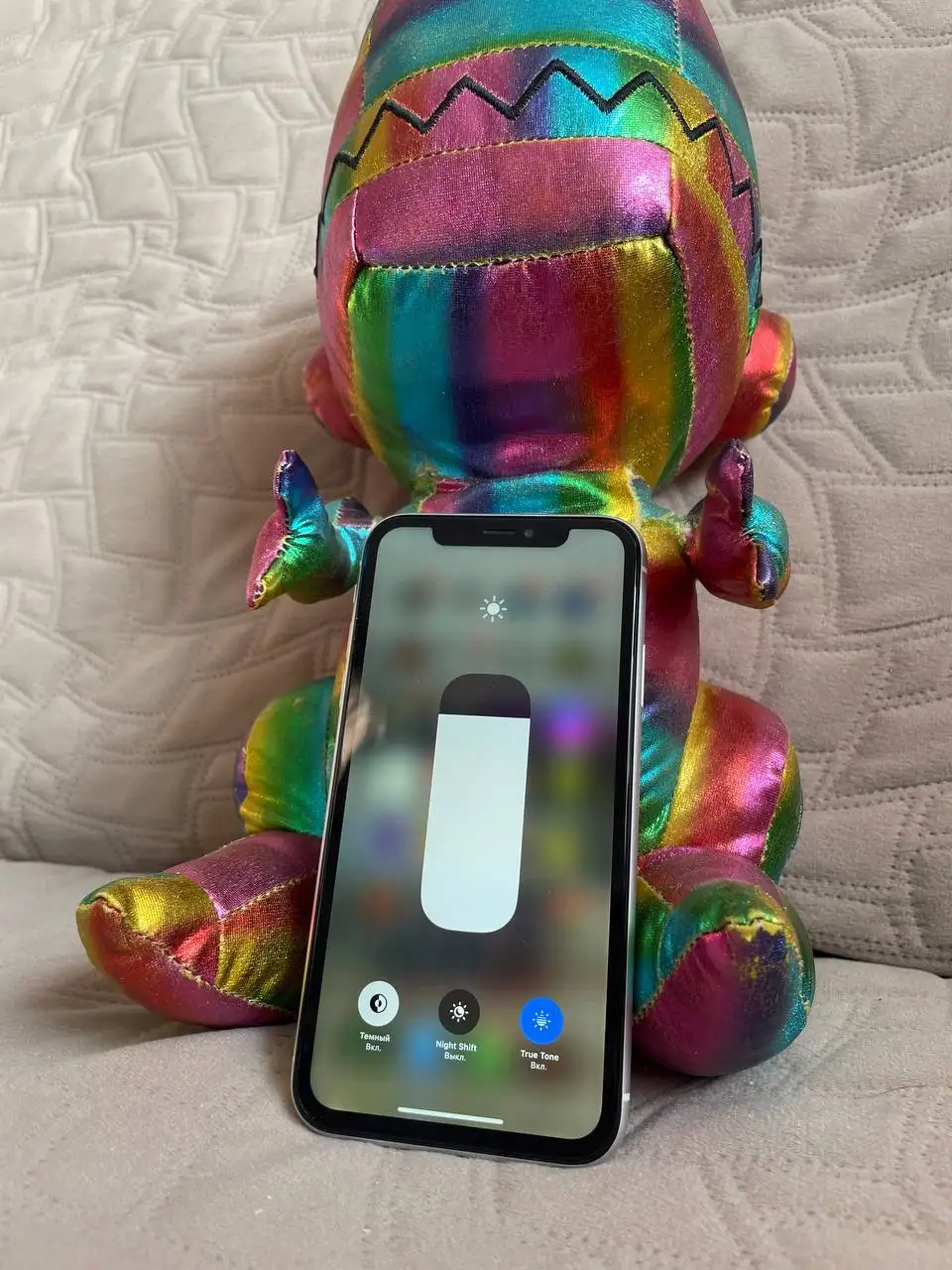 iPhone XR 128GB белый - Смартфоны (Электроника) в Пермь