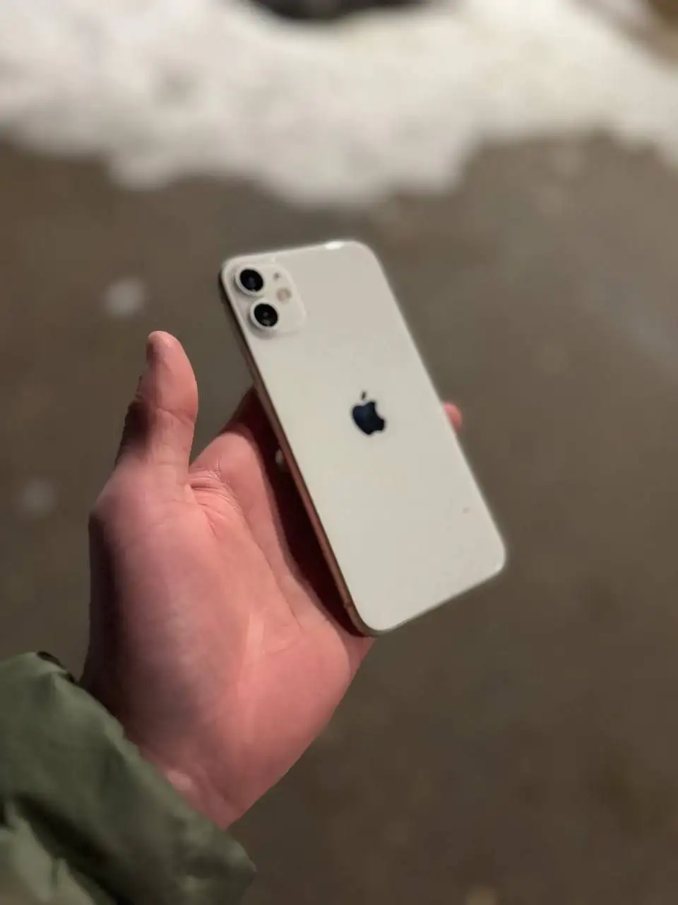 Продам Apple iPhone 11 128GB - Смартфоны (Электроника) в Пермь