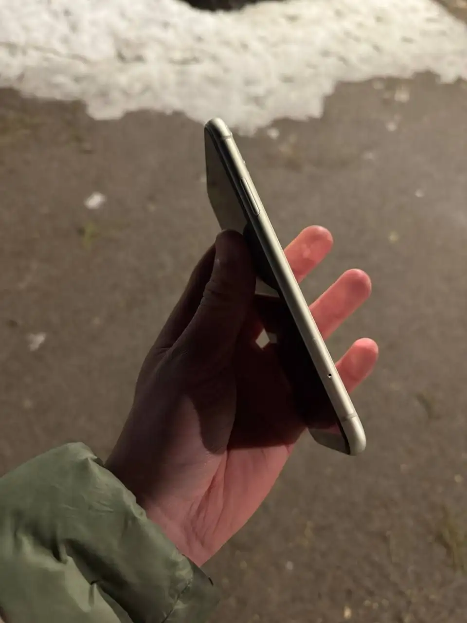 Продам Apple iPhone 11 128GB - Смартфоны (Электроника) в Пермь