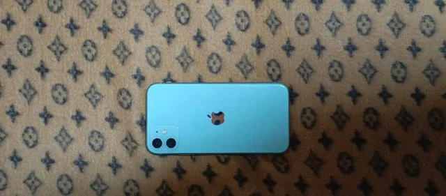 Обмен Apple iPhone - Аксессуары для телефонов в Пермь