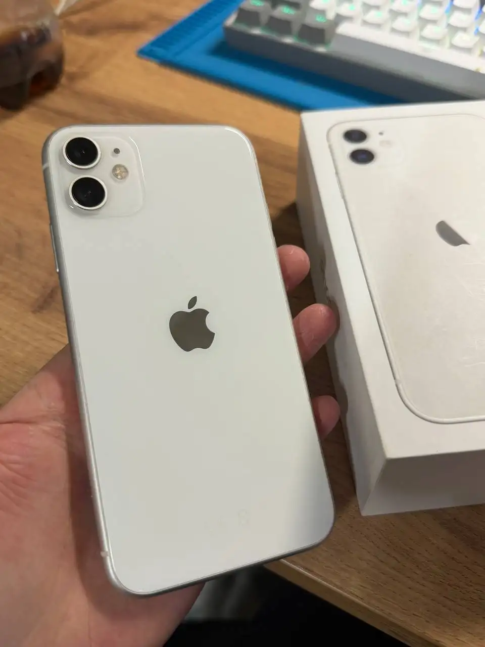 Apple iPhone 11 128GB - Смартфоны (Электроника) в Пермь
