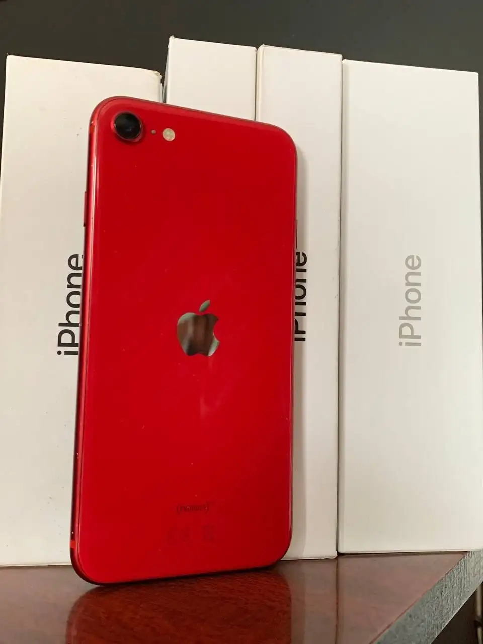 Продажа б/у iPhone разных моделей - Смартфоны (Электроника) в Пермь