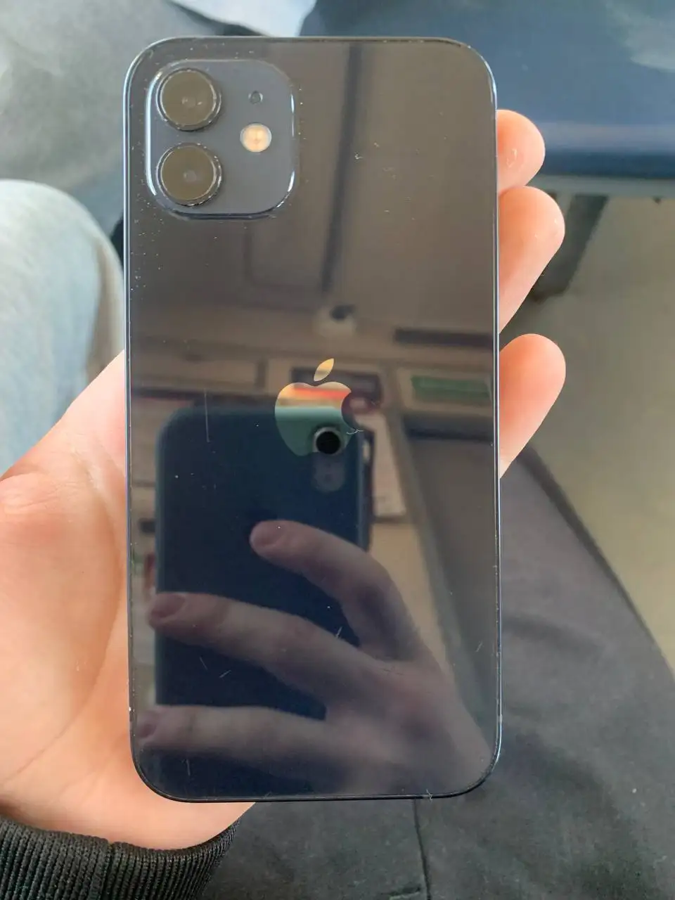 Продажа iPhone 12 в состоянии 7/10 с чехлом - Смартфоны (Электроника) в Пермь