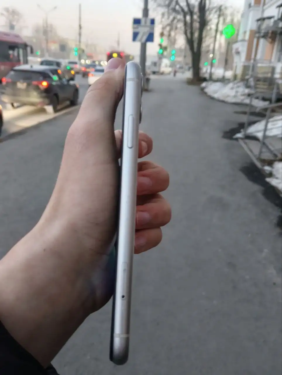 iPhone 11 128GB с замененным дисплеем и аккумулятором - Смартфоны (Электроника) в Пермь