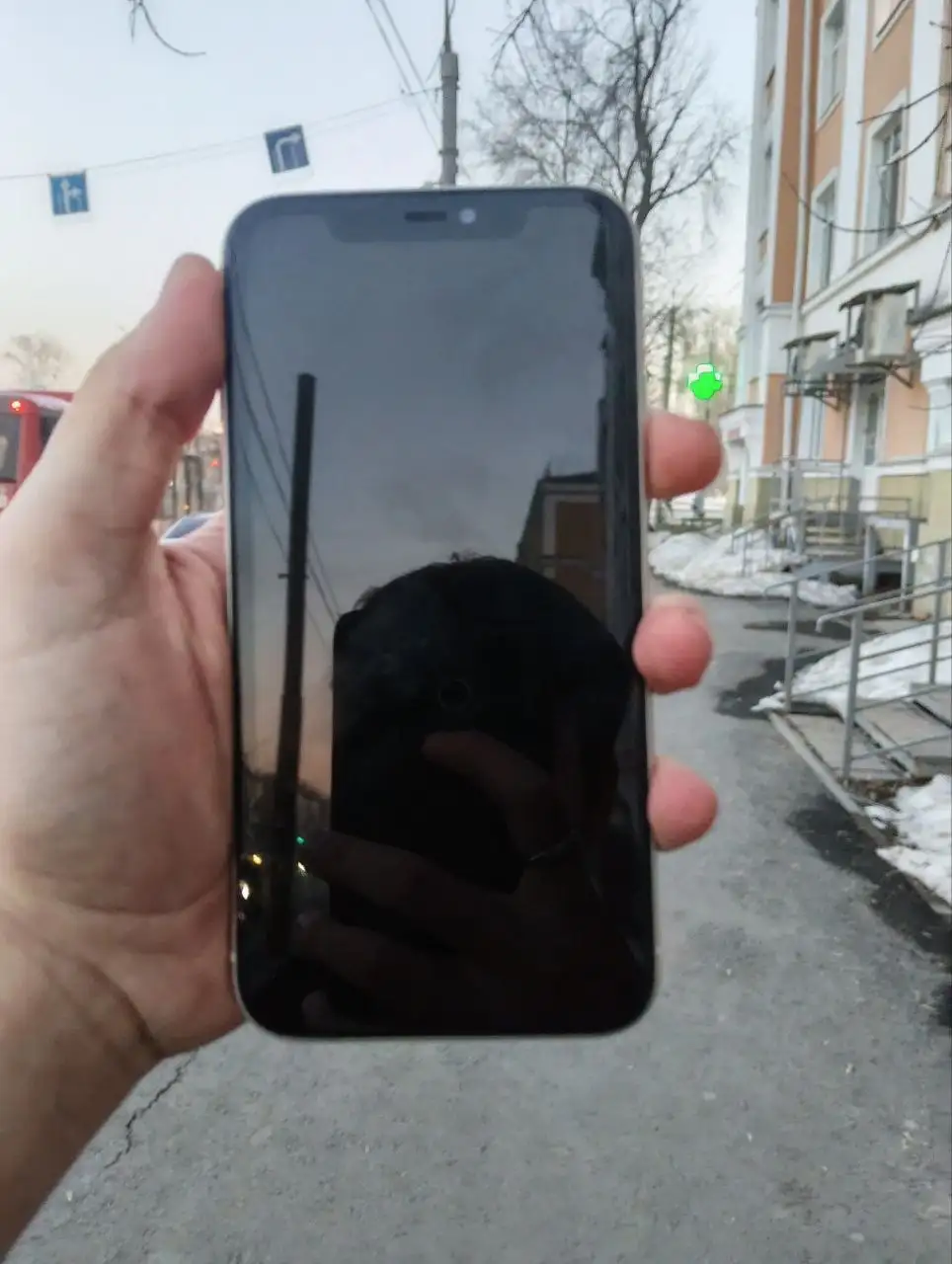 iPhone 11 128GB с замененным дисплеем и аккумулятором - Смартфоны (Электроника) в Пермь