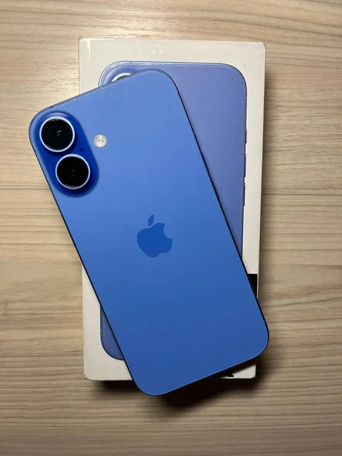iPhone 16 128gb в идеальном состоянии - Аксессуары для телефонов в Пермь
