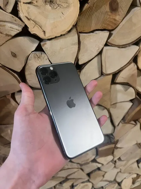 iPhone 11 Pro 64 ГБ с заменёнными деталями - Аксессуары для телефонов в Пермь