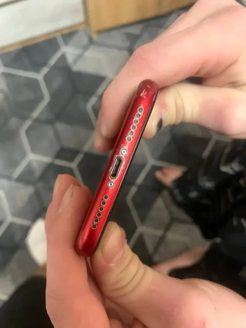 Apple iPhone XR 128GB - Аксессуары для телефонов в Пермь