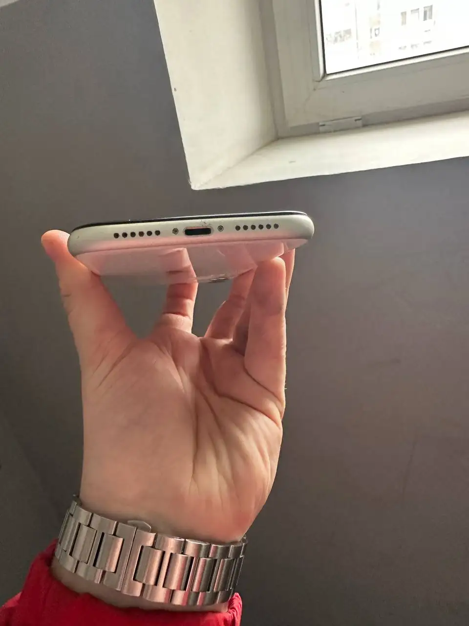 Apple iPhone 11 128 ГБ с проводными наушниками - Смартфоны (Электроника) в Пермь