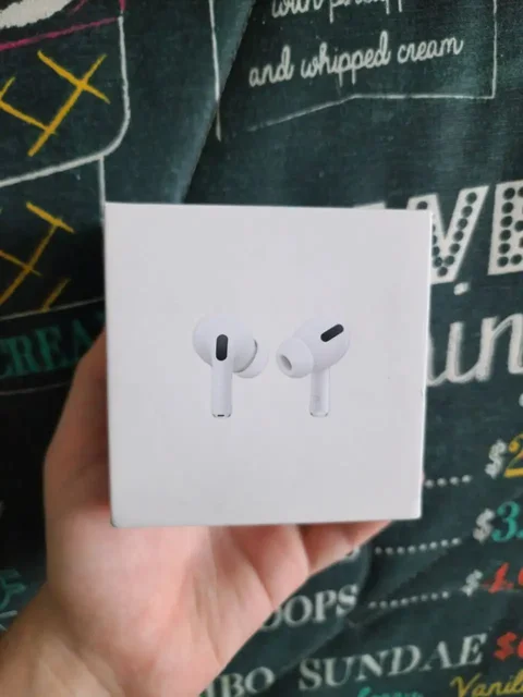 Продажа iPhone и копии AirPods Pro 2 - Микрокомпьютеры/Одноплатники в Пермь