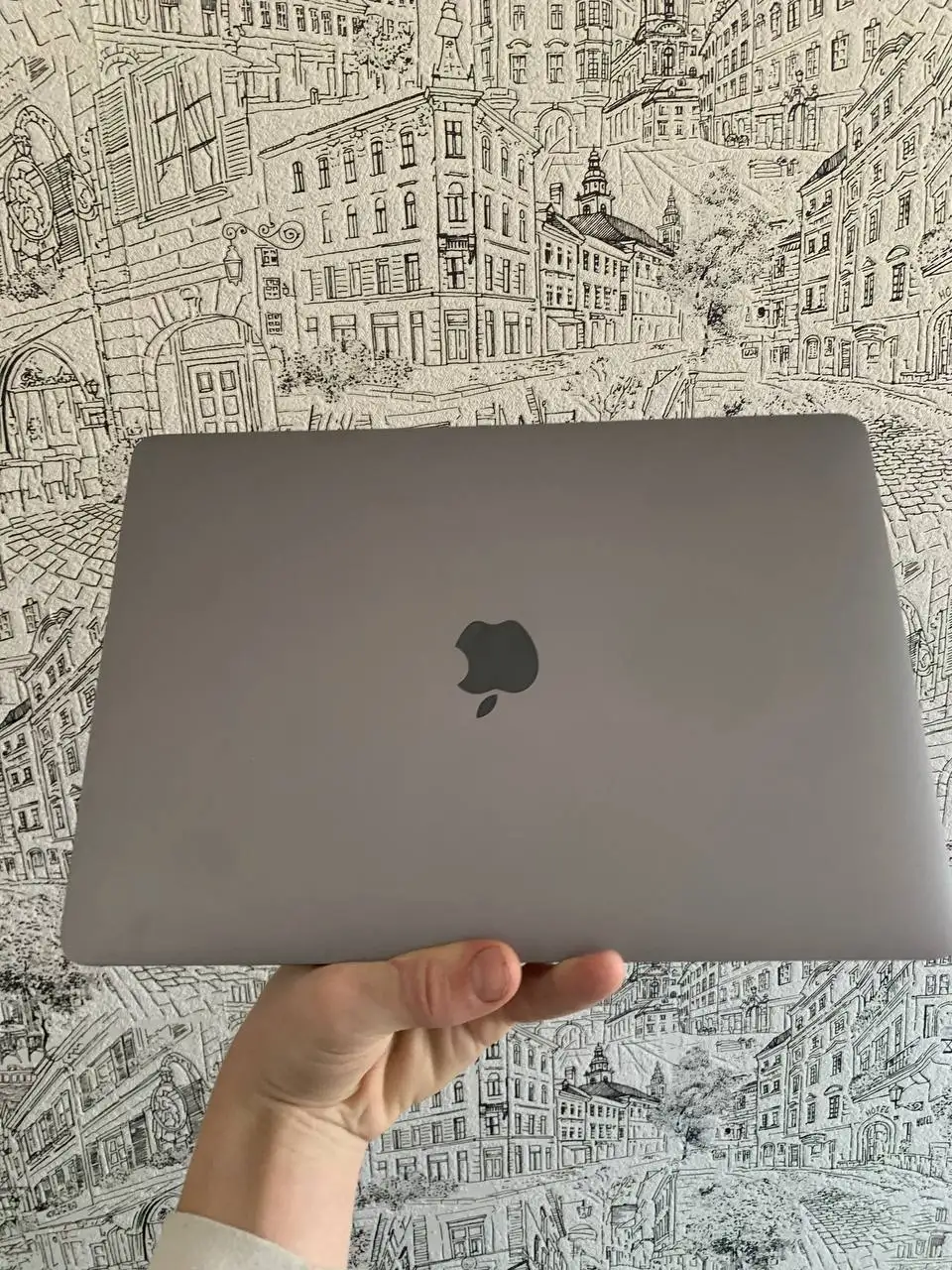 iPhone 13 256GB с нерабочим экраном - Смартфоны (Электроника) в Пермь