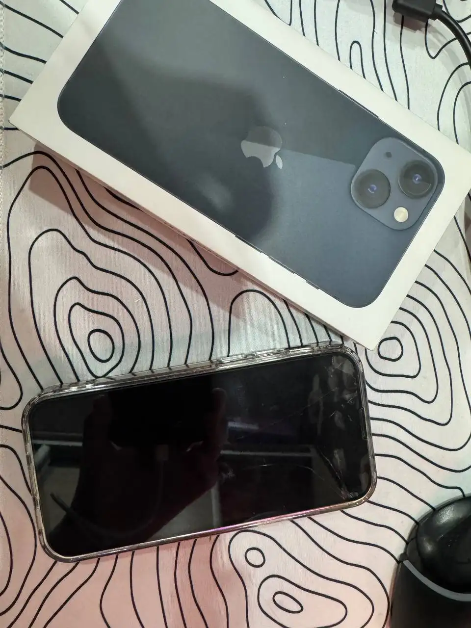 iPhone 13 mini битый с повреждениями корпуса - Смартфоны (Электроника) в Пермь