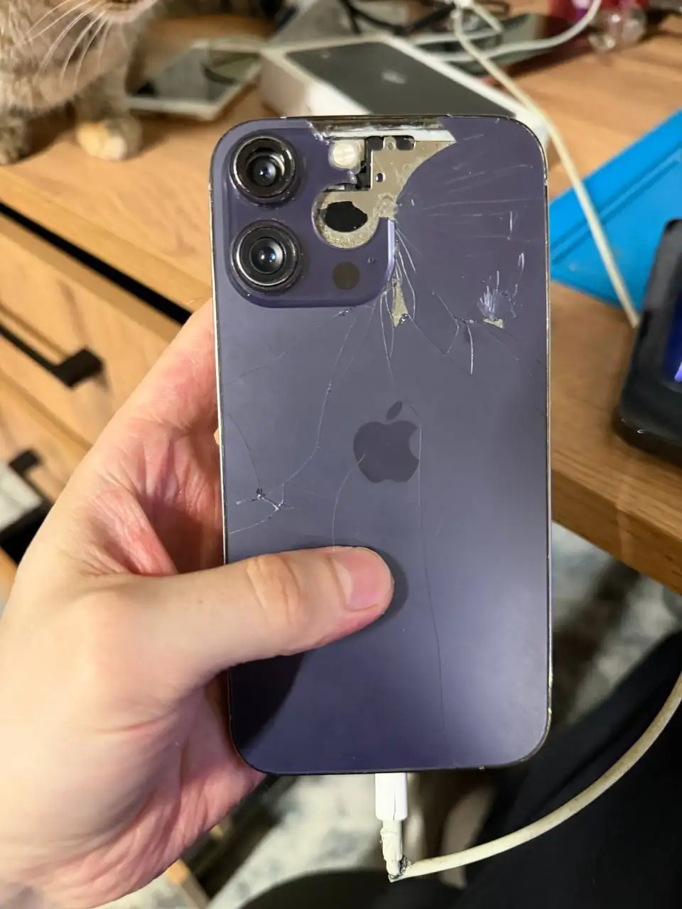 Apple iPhone с неработающим Face ID - Смартфоны (Электроника) в Пермь