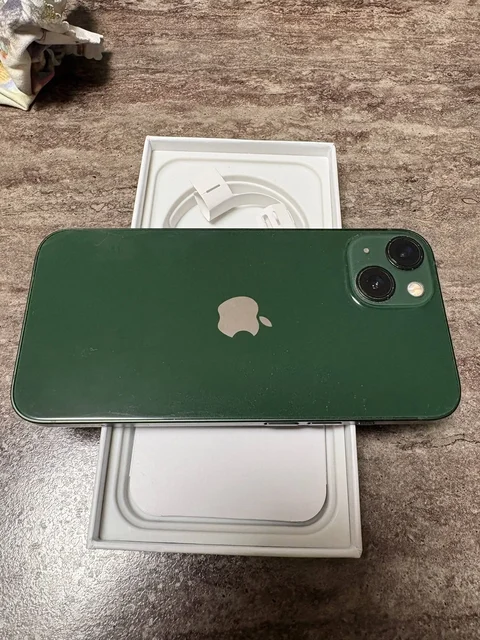 iPhone 13 128 ГБ в отличном состоянии - Электроника в Пермь