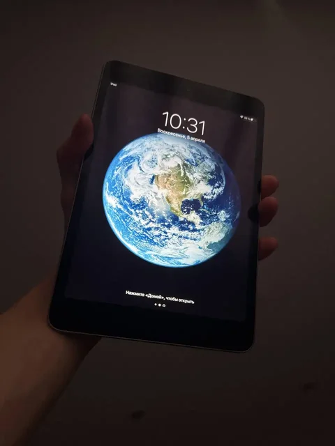 Apple iPhone 64GB в отличном состоянии - Смартфоны и аксессуары в Пермь