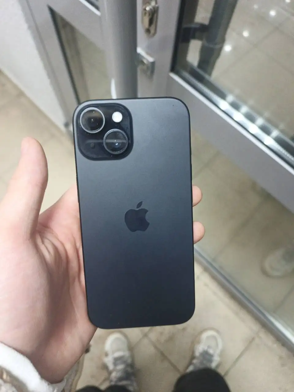 iPhone 15 256 ГБ обмен на модель ниже с доплатой - Смартфоны (Электроника) в Пермь