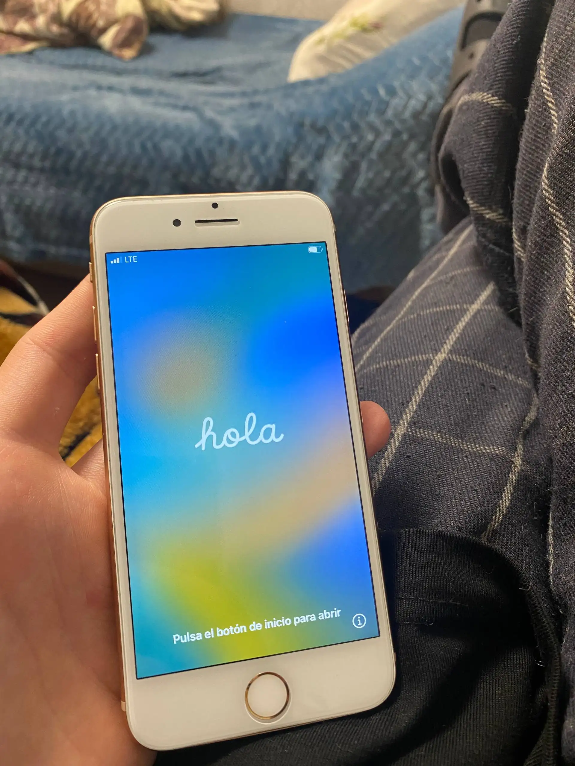 iPhone 8 64GB с замененным дисплеем - Смартфоны (Электроника) в Пермь