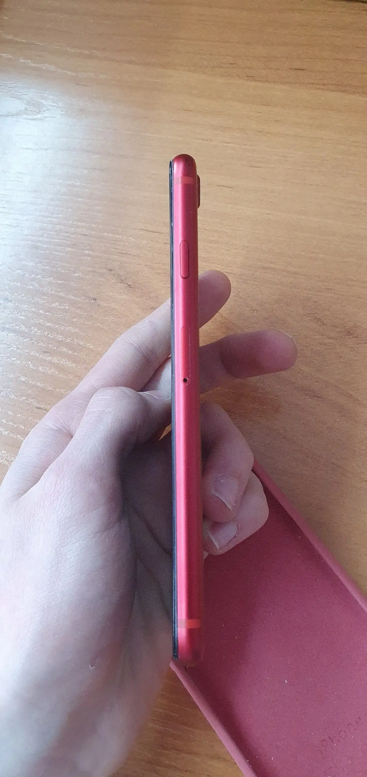 Продам iPhone SE в нерабочем состоянии - Смартфоны (Электроника) в Пермь