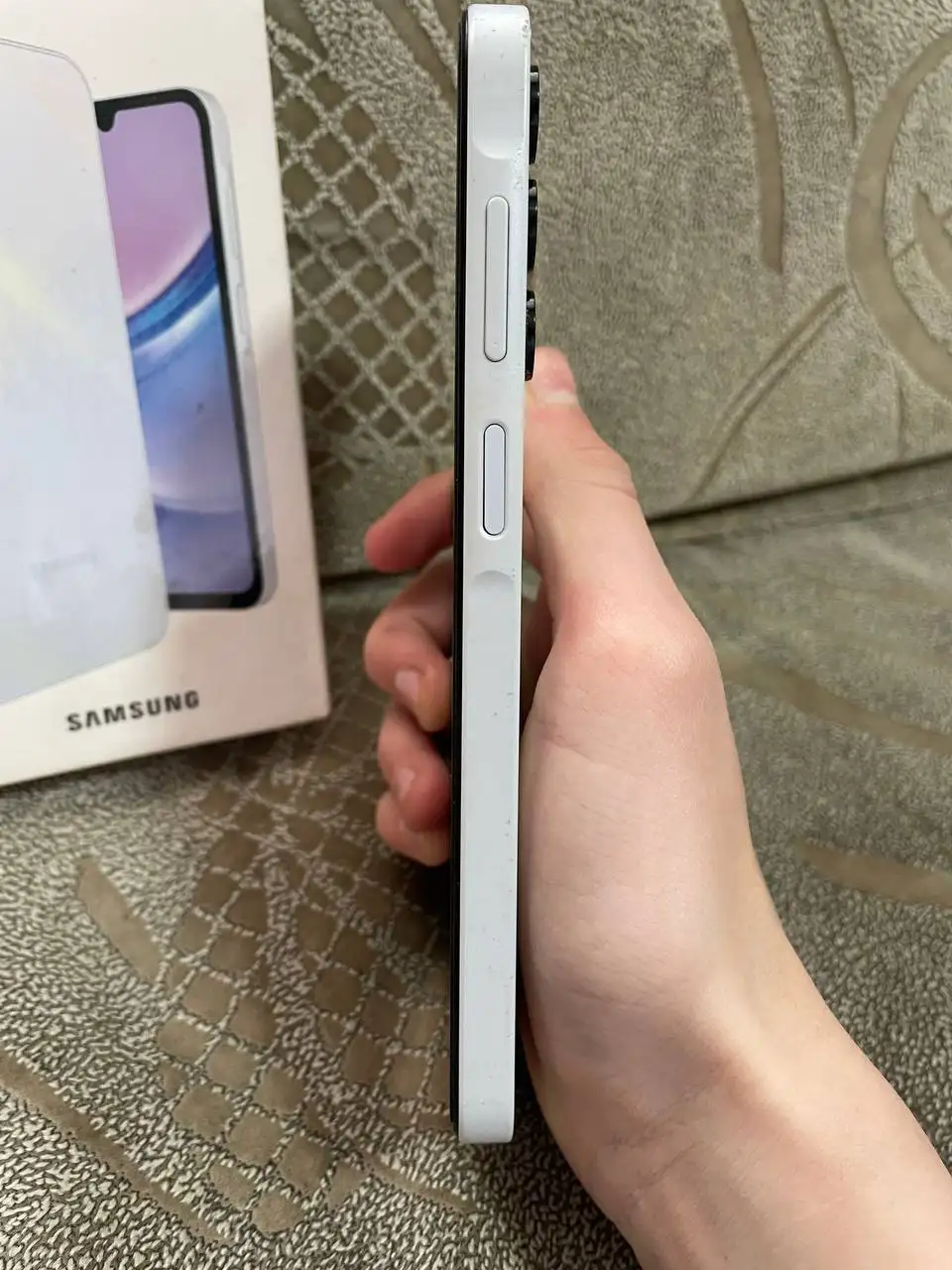 Смартфон Samsung A15 256GB с мелкими дефектами - Смартфоны (Электроника) в Пермь