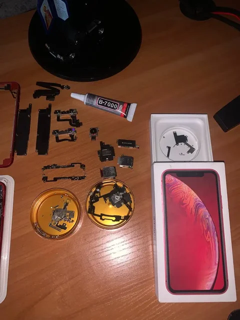 Продам детали на iPhone XR - Запчасти для телефонов в Пермь