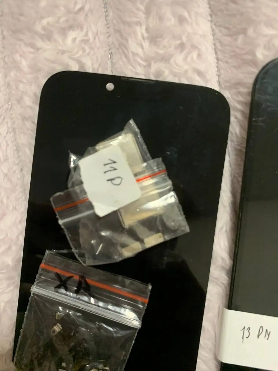 Продам Apple iPhone в Перми - Смартфоны (Электроника) в Пермь