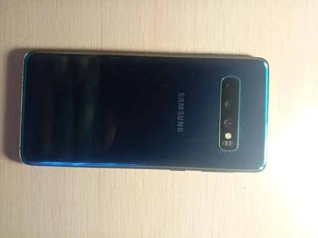 Продажа или обмен Apple iPhone в Перми - Телефоны и смартфоны в Пермь