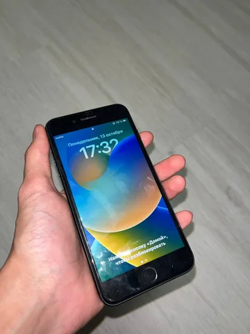 Обмен iPhone 8+ на iPhone с 256 ГБ и АКБ 79% - Телефоны и смартфоны в Пермь