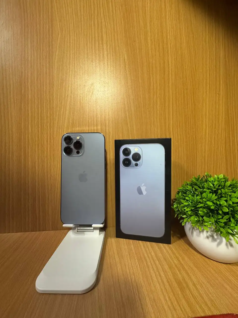 Продам iPhone 13 Pro Max 256gb Sierra Blue - Смартфоны (Электроника) в Пермь