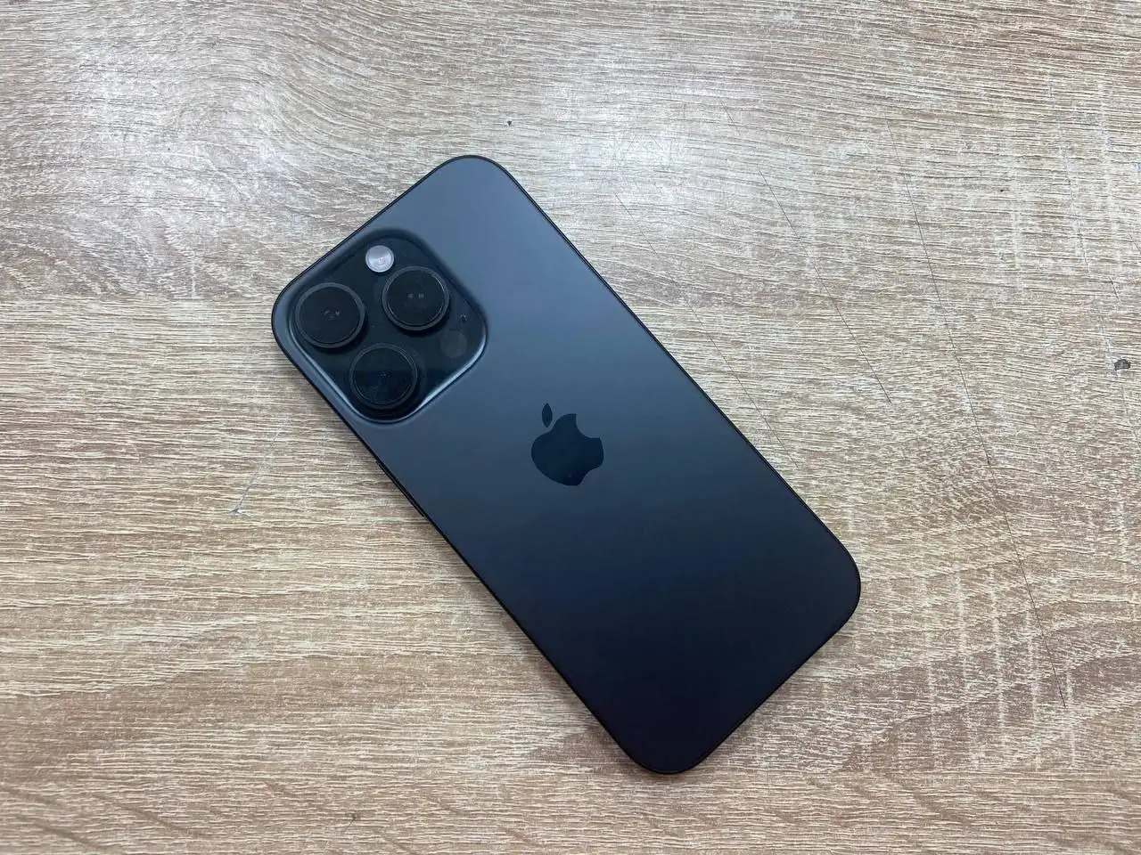 Продам iPhone 16 Pro 128GB - Смартфоны (Электроника) в Пермь