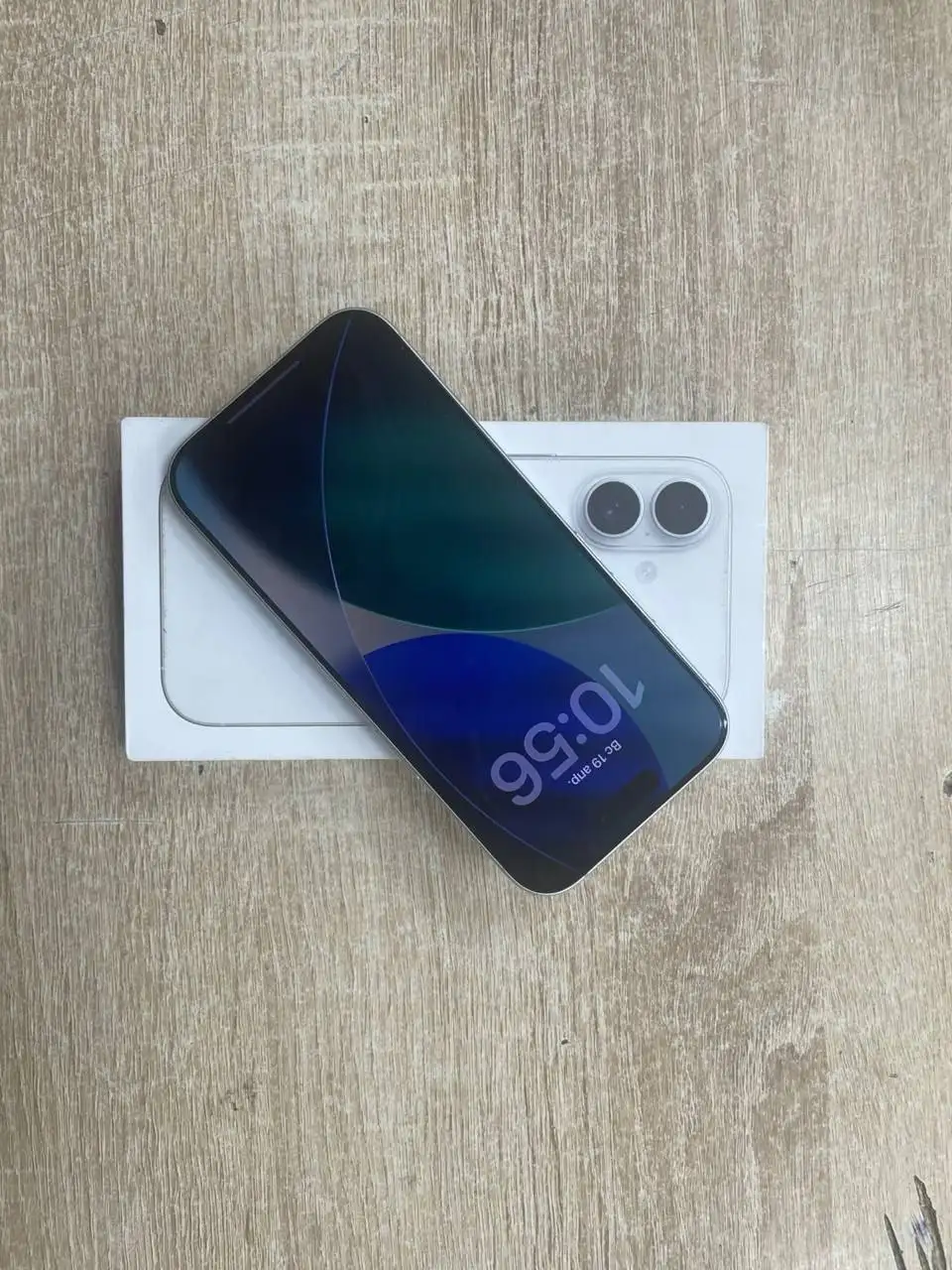 Apple iPhone 17 256gb с царапинами на экране - Смартфоны (Электроника) в Пермь