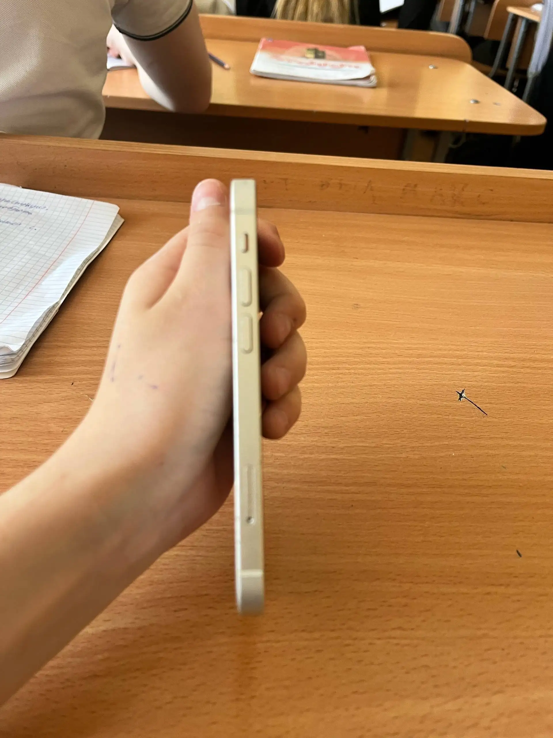 Продам или обменяю Apple iPhone - Смартфоны (Электроника) в Пермь