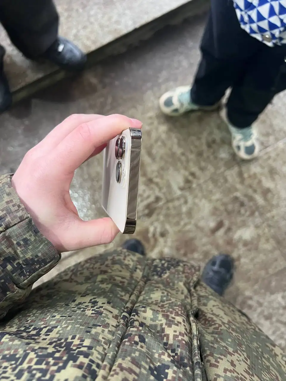 Обмен iPhone 13 Pro 256GB на Samsung S23/S24 - Смартфоны (Электроника) в Пермь