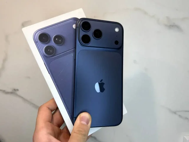 Apple iPhone 17 Pro Max 256GB Deep Blue eSIM - Телевизоры и видеотехника в Пермь