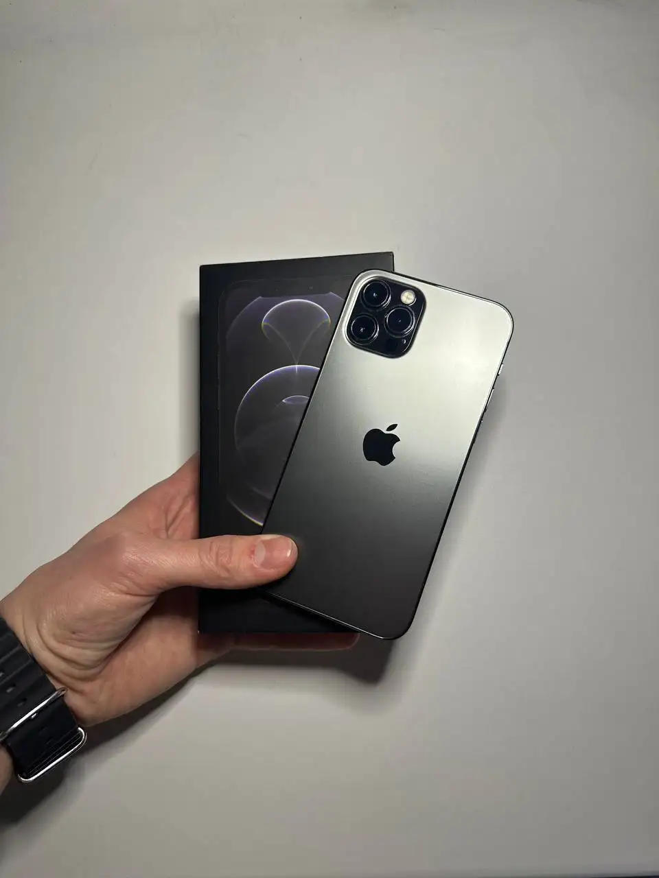 iPhone 12 Pro 256GB Серый - Смартфоны (Электроника) в Пермь