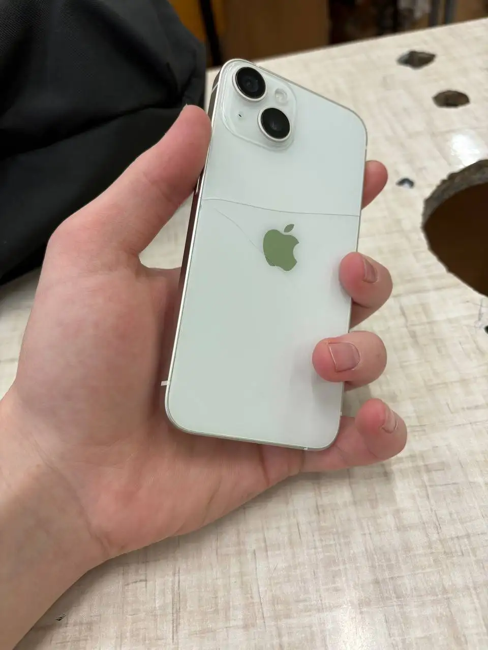 Продается iPhone - Мобильные телефоны (Электроника) в Пермь