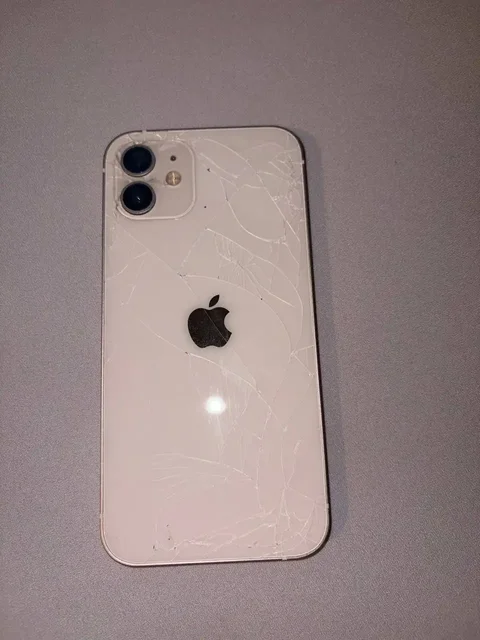 iPhone 12 128GB с повреждениями - Игровые приставки в Пермь