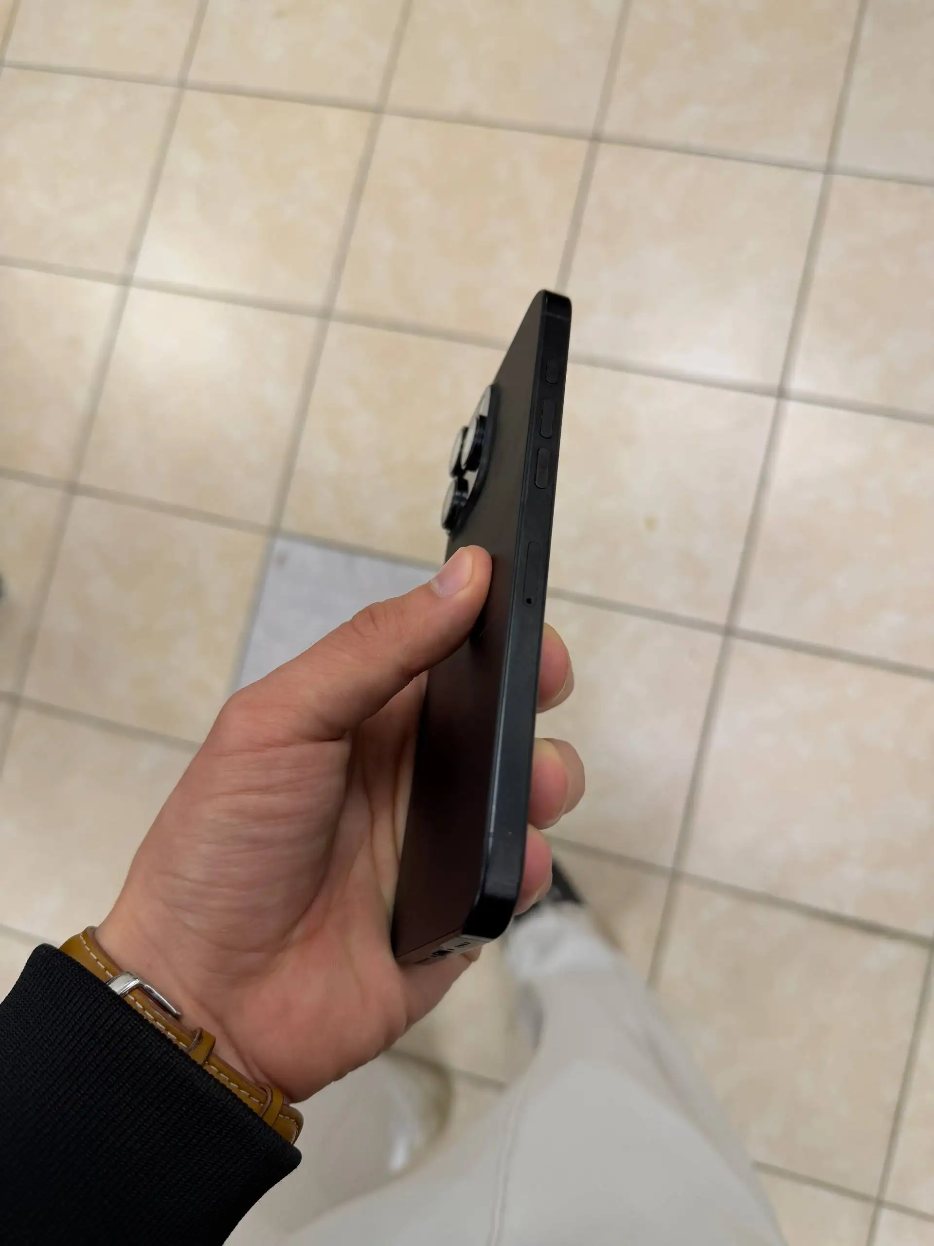 iPhone 16 Pro Max 256GB - Мобильные телефоны (Электроника) в Пермь