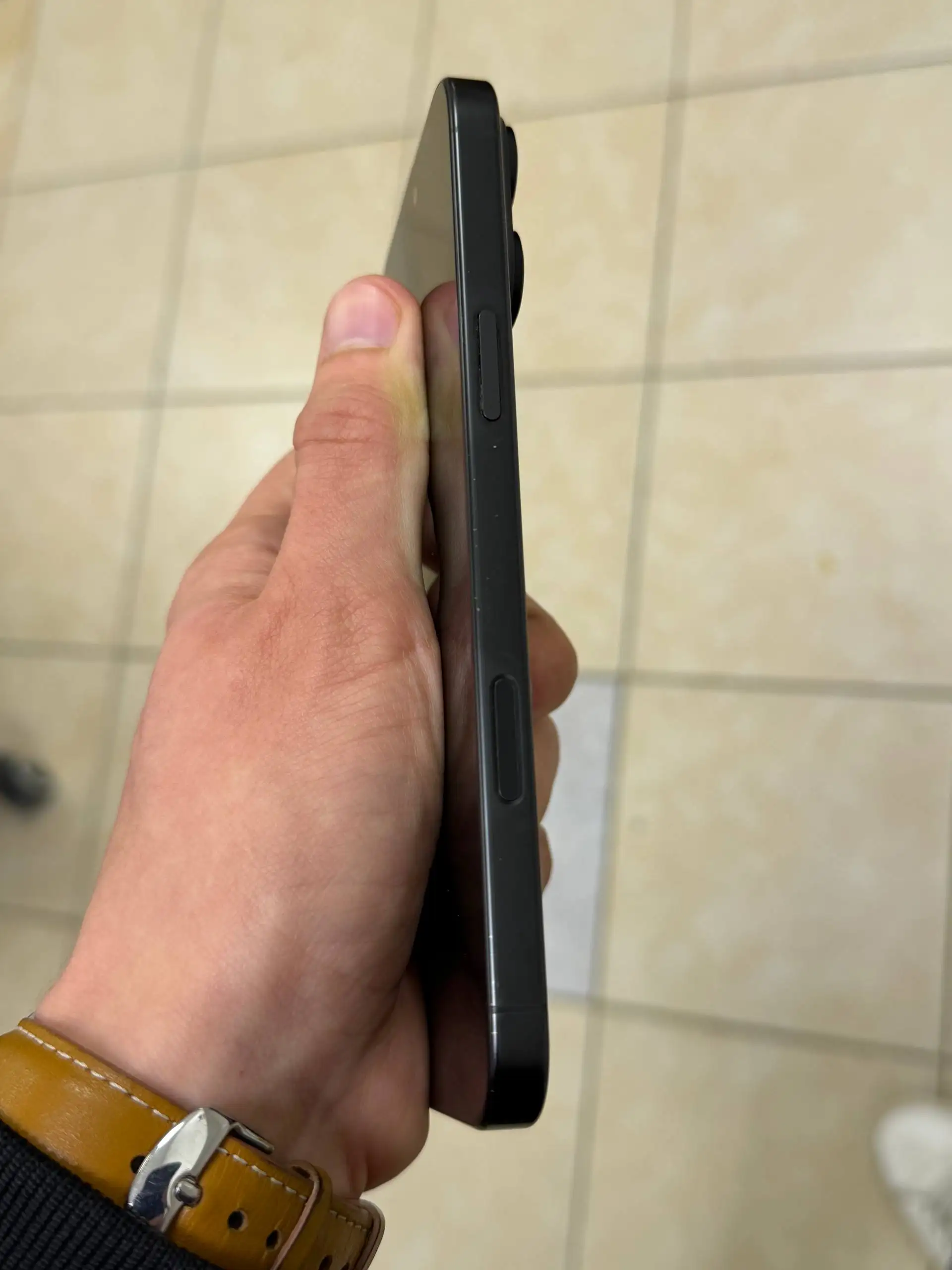 iPhone 16 Pro Max 256GB - Мобильные телефоны (Электроника) в Пермь