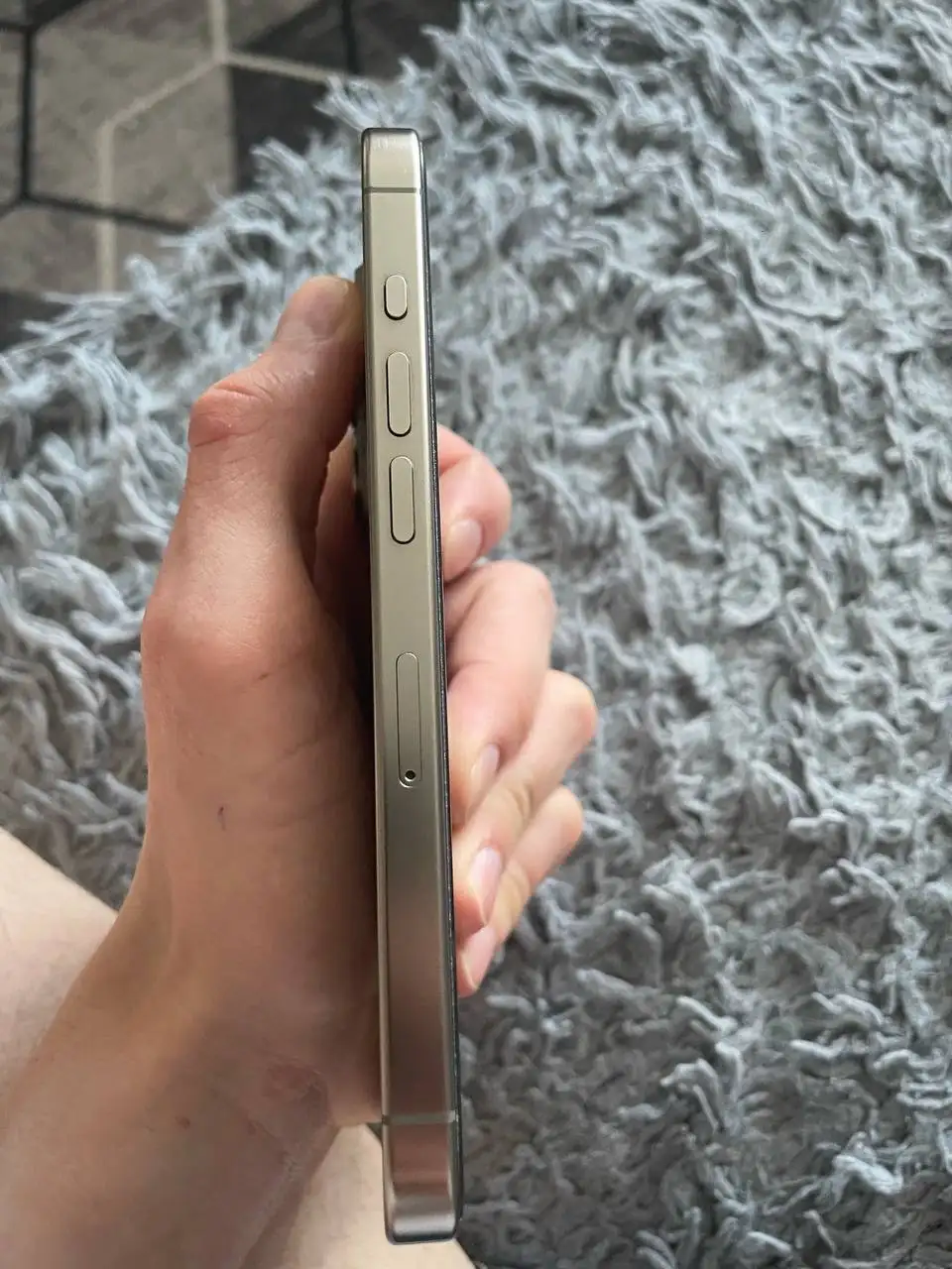 Продам iPhone 15 Pro (натуральный титан) - Смартфоны и гаджеты (Электроника) в Пермь