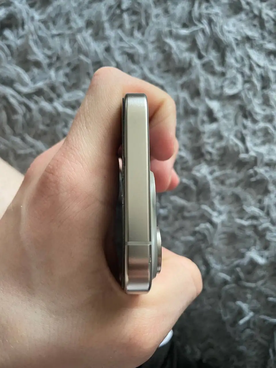 Продам iPhone 15 Pro (натуральный титан) - Смартфоны и гаджеты (Электроника) в Пермь