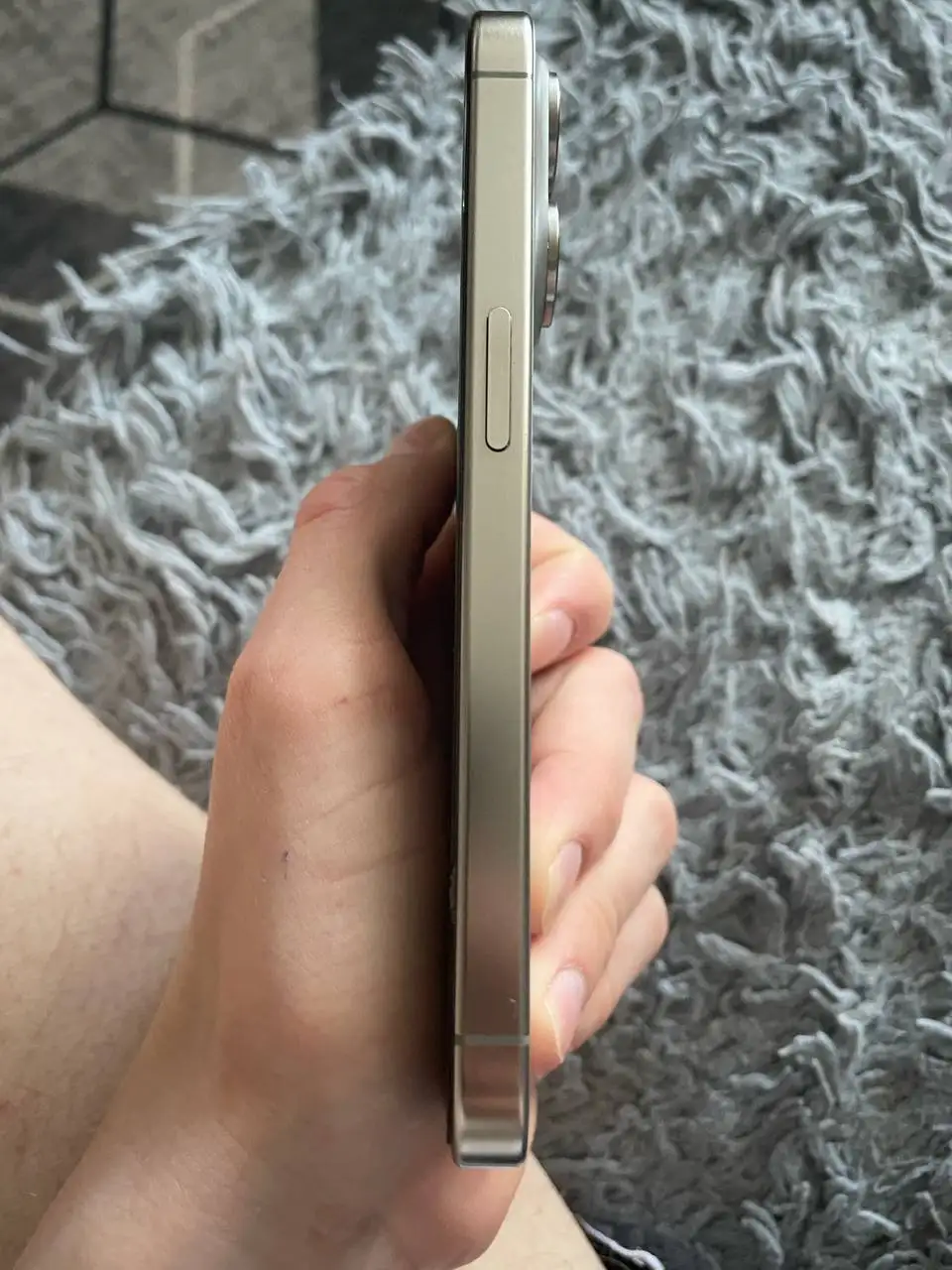 Продам iPhone 15 Pro (натуральный титан) - Смартфоны и гаджеты (Электроника) в Пермь