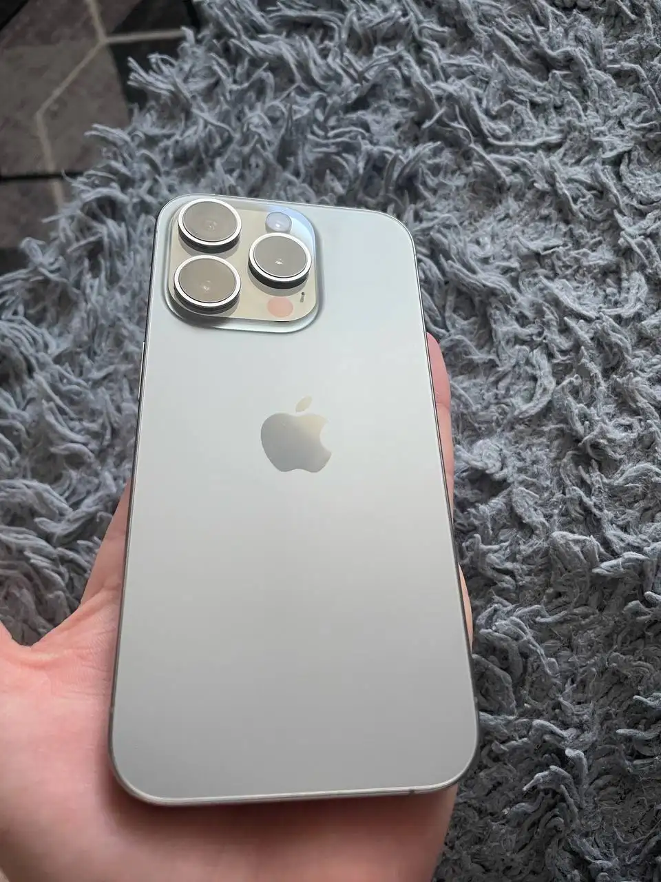 Продам iPhone 15 Pro (натуральный титан) - Смартфоны и гаджеты (Электроника) в Пермь