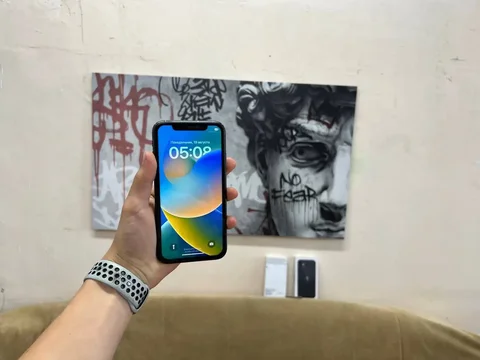 iPhone 11 128GB - Телефоны и аксессуары в Пермь