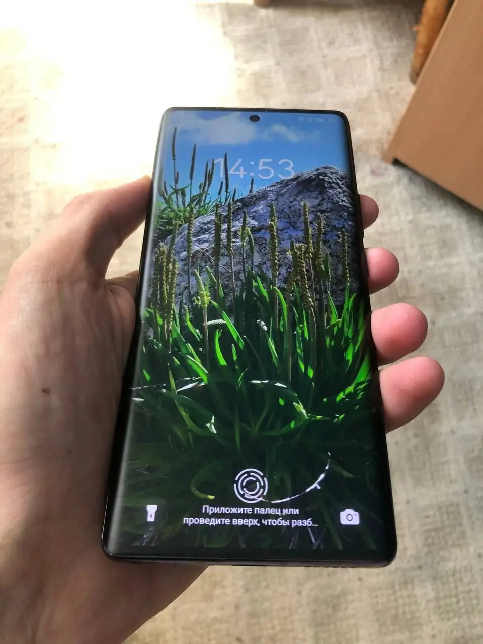 Обменяю Экран водопад с стеклом антишпион для iPhone - Запчасти для телефонов (Электроника) в Пермь