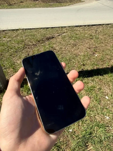 iPhone 13 Pro Gold - Телефоны и аксессуары в Пермь