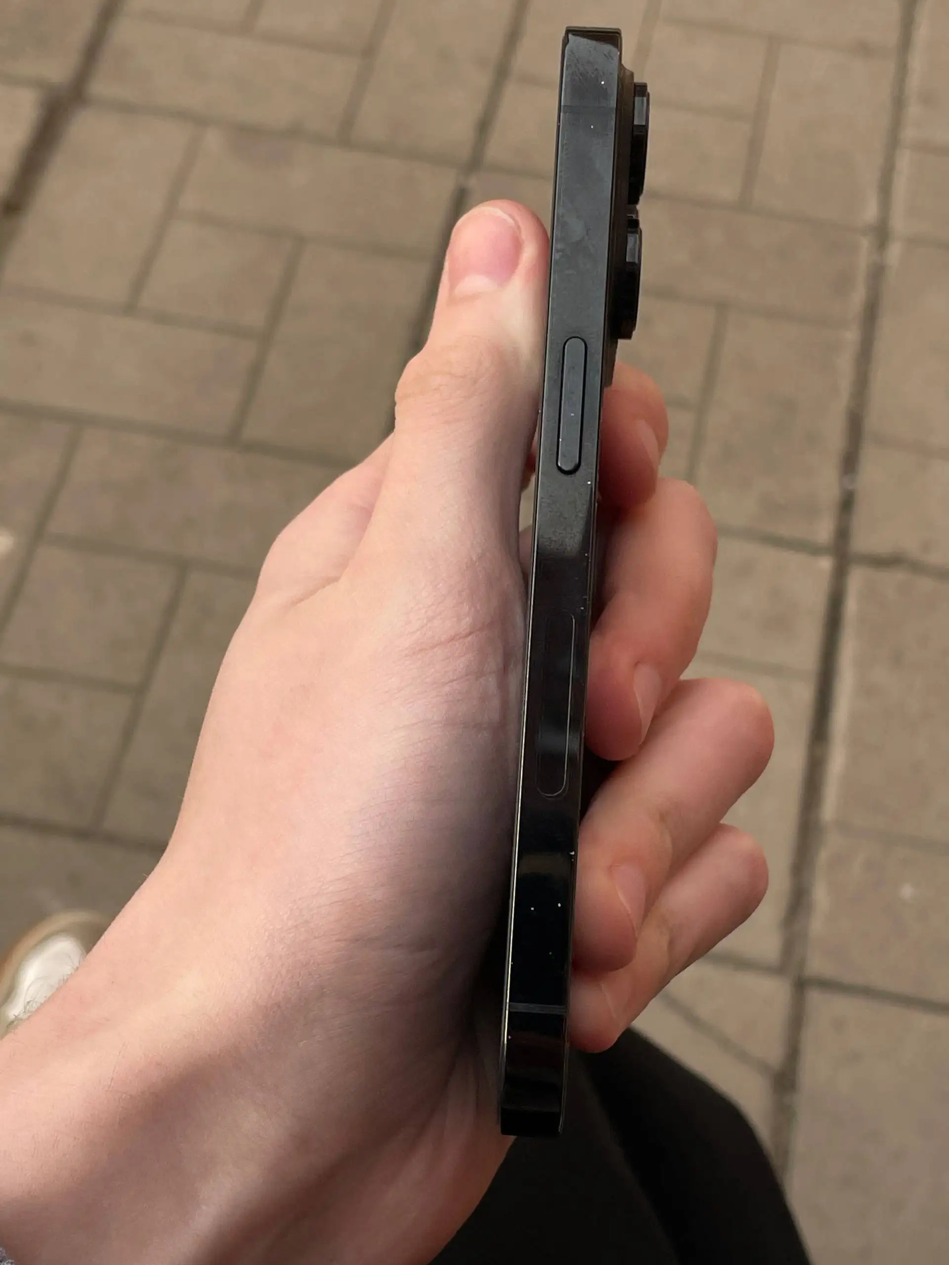 Обмен iPhone 11 на 12/13/15 Pro - Смартфоны и гаджеты (Электроника) в Пермь
