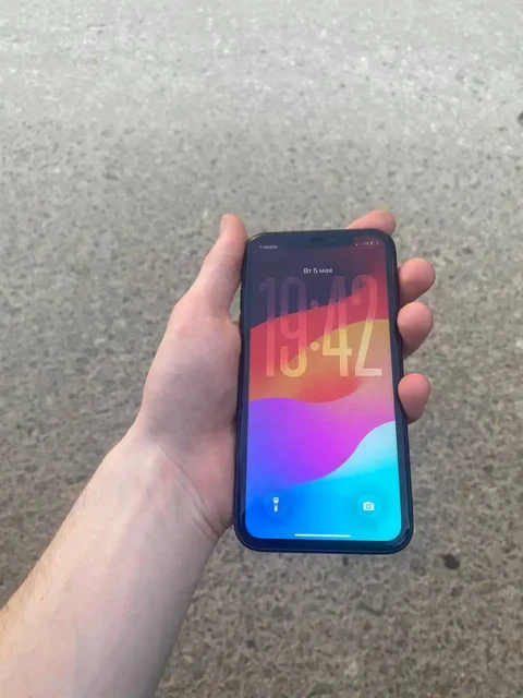 iPhone 11 64GB Black - Игры, приставки и программы в Пермь