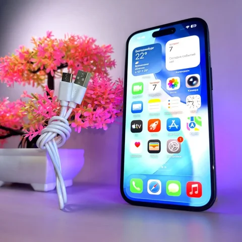Продам iPhone 15 - Игры, приставки и программы в Пермь
